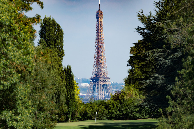Saint-Cloud Eiffel Tower