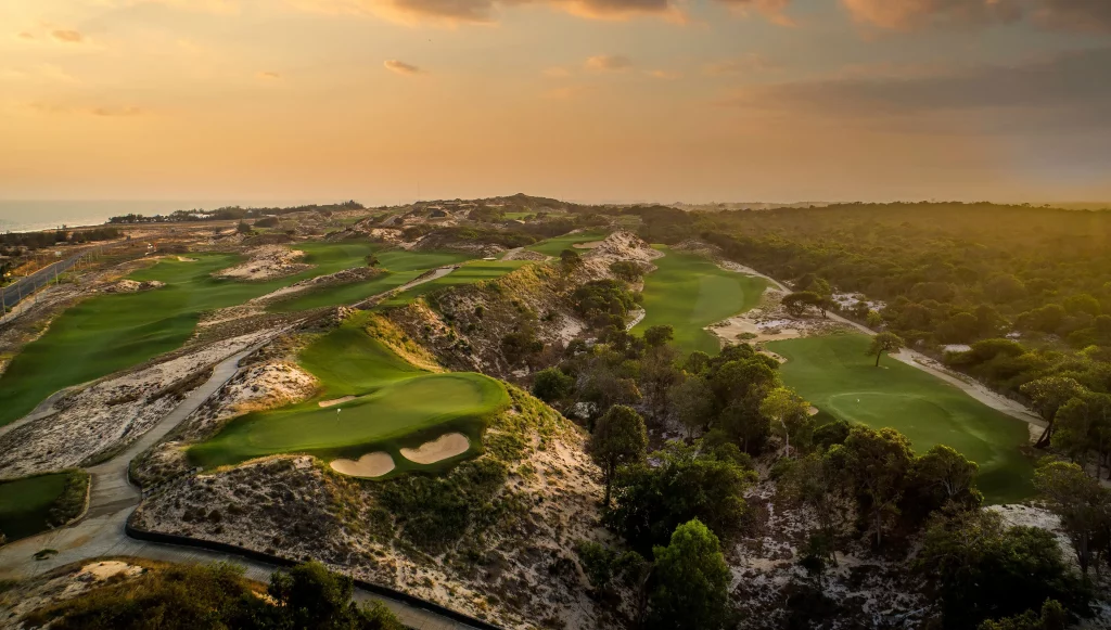 Bluffs Grand Ho Tram Golf Club